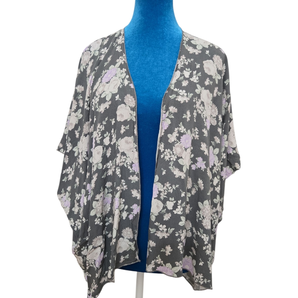 A&F Floral Kimono Cardigan Size One Size